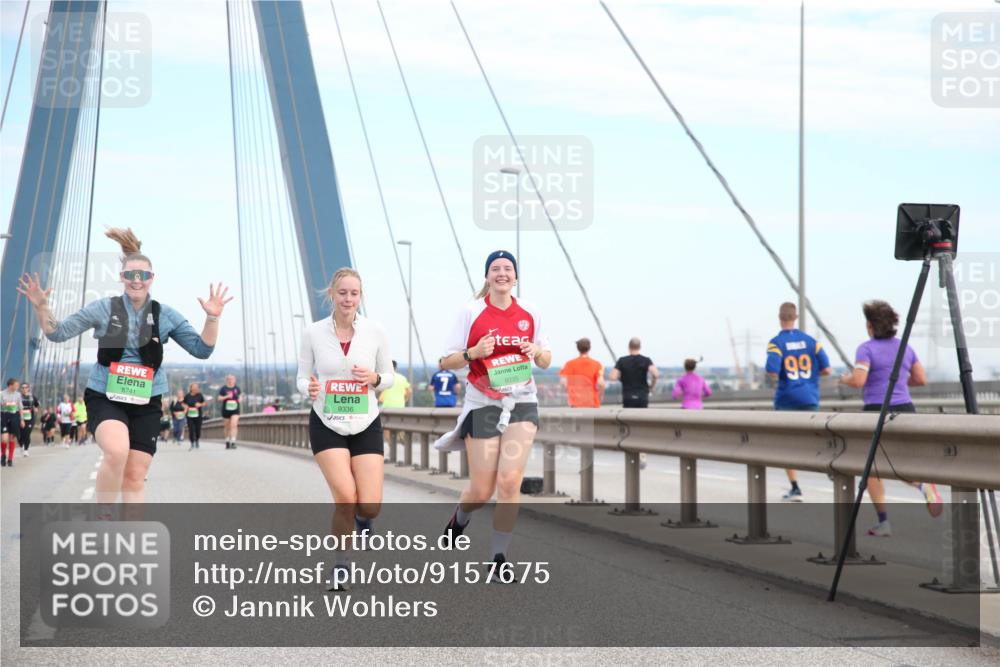 03.10.2025 - Köhlbrandbrückenlauf Jannik Wohlers http://msf.ph/oto/9157675 03.10.2025 15:40:01 Position 1 8741, 9336, 9335, 199 meine-sportfotos.de