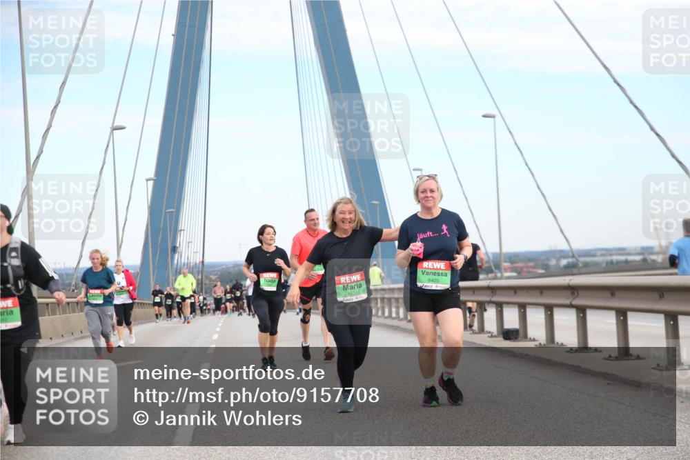 03.10.2025 - Köhlbrandbrückenlauf Jannik Wohlers http://msf.ph/oto/9157708 03.10.2025 15:40:17 Position 1 84311, 8405 meine-sportfotos.de