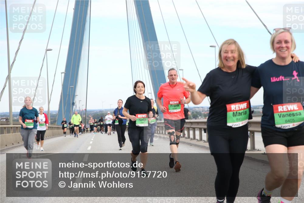 03.10.2025 - Köhlbrandbrückenlauf Jannik Wohlers http://msf.ph/oto/9157720 03.10.2025 15:40:19 Position 1 24, 8284, 7682, 8431, 8405 meine-sportfotos.de