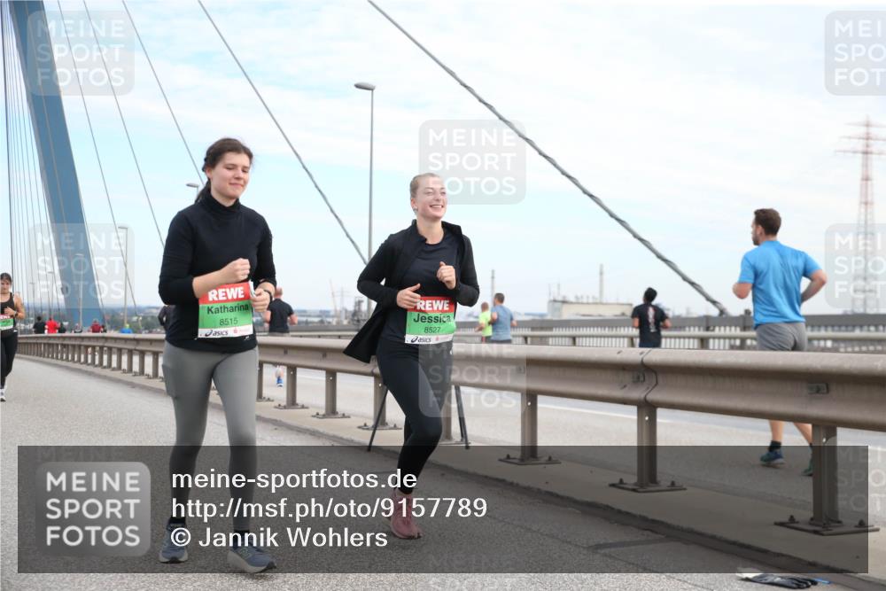 03.10.2025 - Köhlbrandbrückenlauf Jannik Wohlers http://msf.ph/oto/9157789 03.10.2025 15:41:01 Position 1 8515, 8527 meine-sportfotos.de