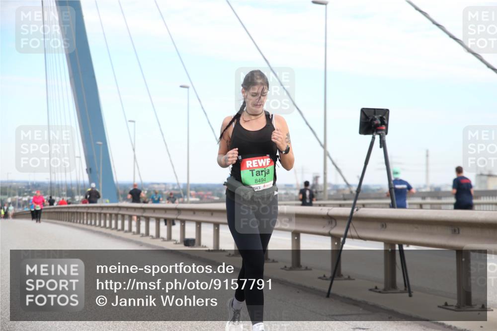 03.10.2025 - Köhlbrandbrückenlauf Jannik Wohlers http://msf.ph/oto/9157791 03.10.2025 15:41:06 Position 1 8494 meine-sportfotos.de