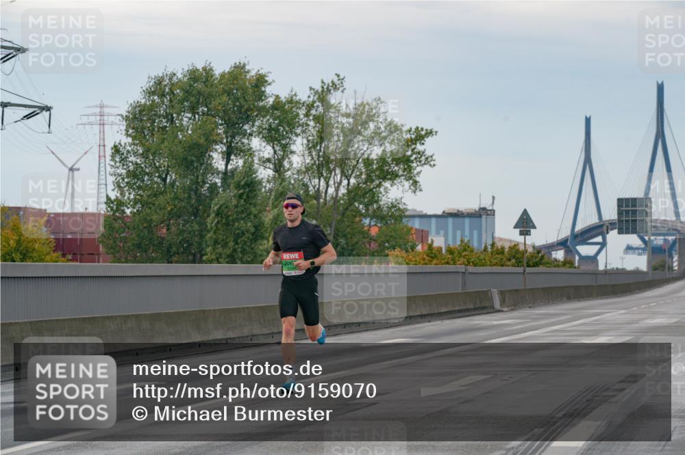 03.10.2025 - Köhlbrandbrückenlauf Michael Burmester http://msf.ph/oto/9159070 03.10.2025 15:34:11 Position 3  meine-sportfotos.de