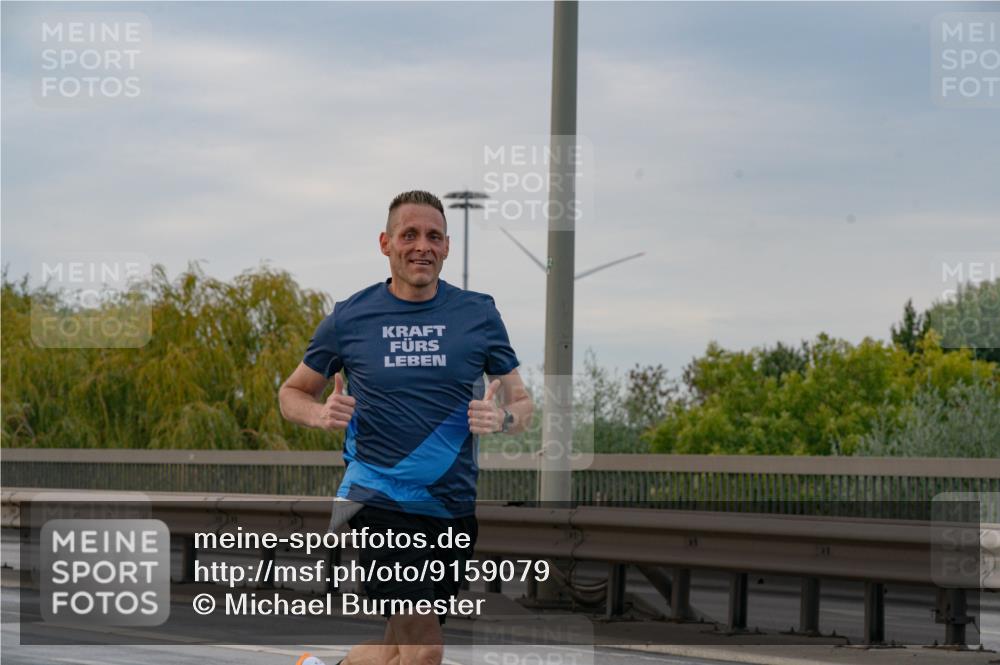 03.10.2025 - Köhlbrandbrückenlauf Michael Burmester http://msf.ph/oto/9159079 03.10.2025 15:35:48 Position 3  meine-sportfotos.de
