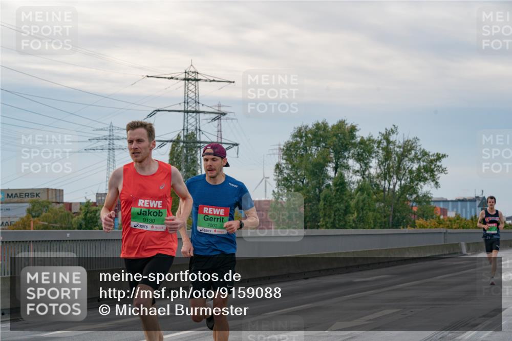 03.10.2025 - Köhlbrandbrückenlauf Michael Burmester http://msf.ph/oto/9159088 03.10.2025 15:36:39 Position 3 9130, 7003 meine-sportfotos.de