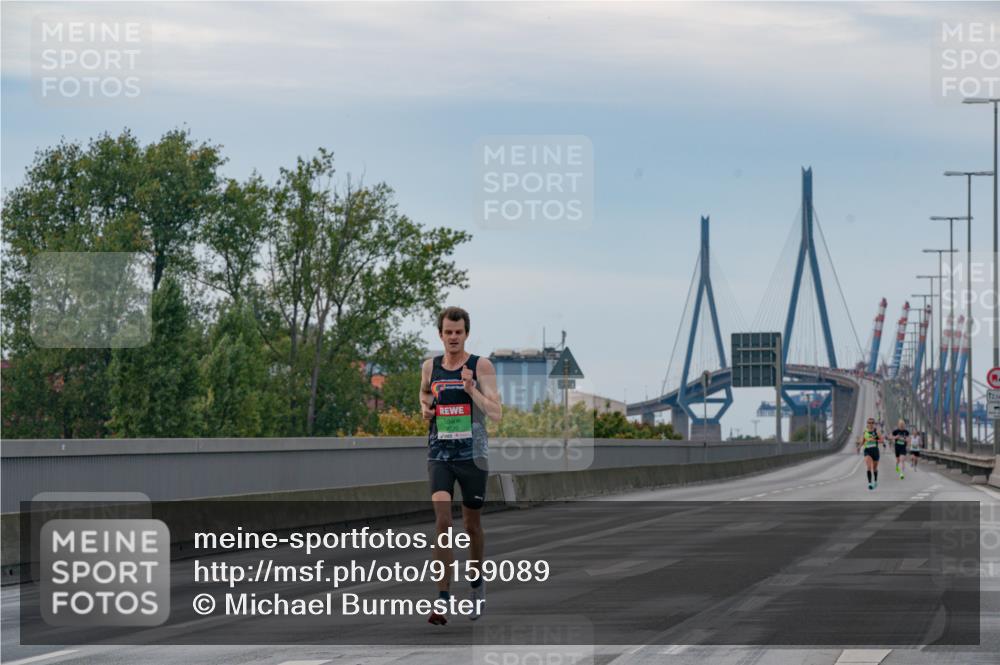 03.10.2025 - Köhlbrandbrückenlauf Michael Burmester http://msf.ph/oto/9159089 03.10.2025 15:36:41 Position 3  meine-sportfotos.de