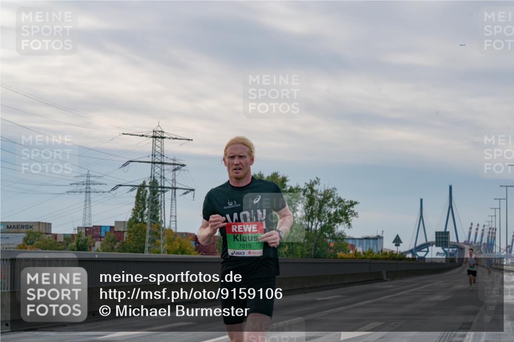 03.10.2025 - Köhlbrandbrückenlauf Michael Burmester http://msf.ph/oto/9159106 03.10.2025 15:37:10 Position 3 7015 meine-sportfotos.de