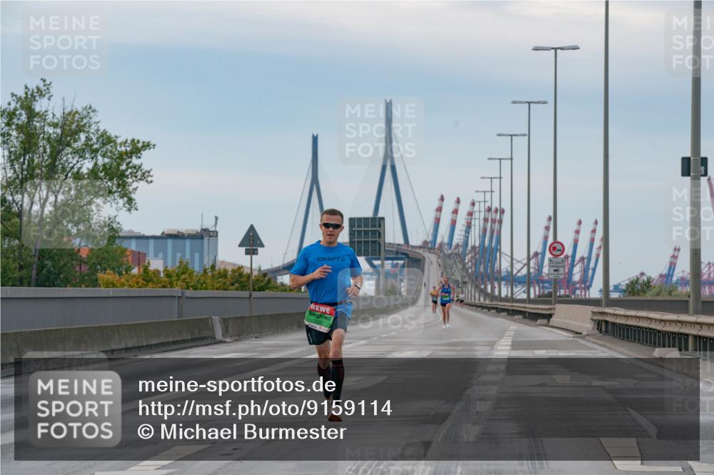 03.10.2025 - Köhlbrandbrückenlauf Michael Burmester http://msf.ph/oto/9159114 03.10.2025 15:37:26 Position 3 7022, 12 meine-sportfotos.de