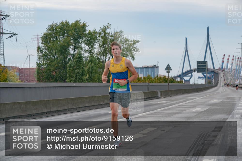 03.10.2025 - Köhlbrandbrückenlauf Michael Burmester http://msf.ph/oto/9159126 03.10.2025 15:38:08 Position 3 8871 meine-sportfotos.de