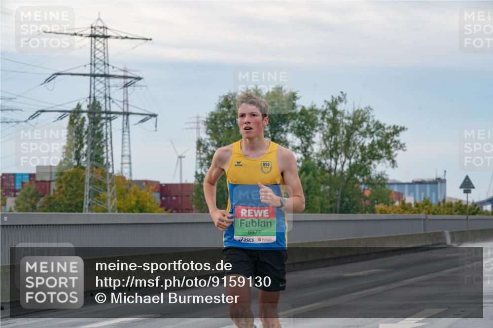 03.10.2025 - Köhlbrandbrückenlauf Michael Burmester http://msf.ph/oto/9159130 03.10.2025 15:38:09 Position 3 8871 meine-sportfotos.de