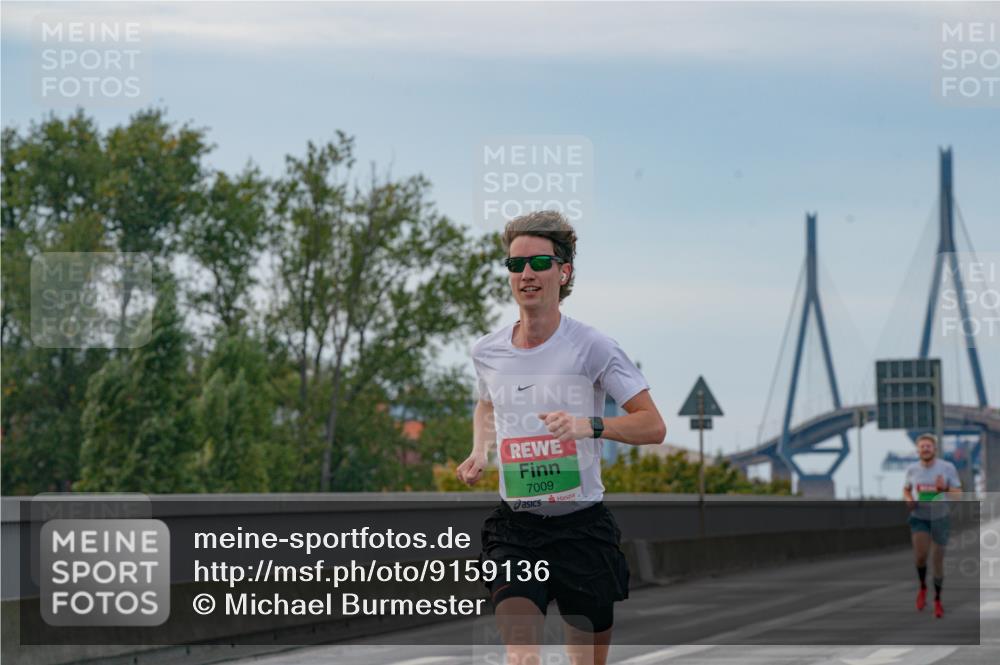 03.10.2025 - Köhlbrandbrückenlauf Michael Burmester http://msf.ph/oto/9159136 03.10.2025 15:38:37 Position 3 7009 meine-sportfotos.de