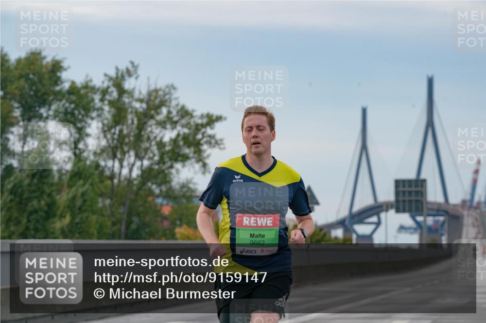 03.10.2025 - Köhlbrandbrückenlauf Michael Burmester http://msf.ph/oto/9159147 03.10.2025 15:38:52 Position 3 9662 meine-sportfotos.de