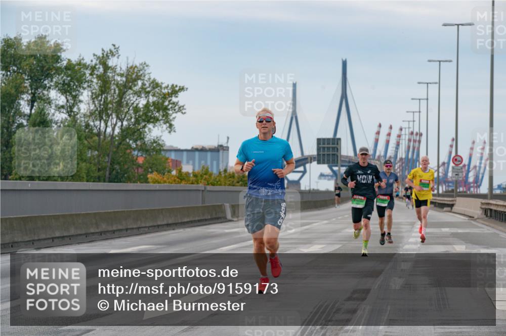 03.10.2025 - Köhlbrandbrückenlauf Michael Burmester http://msf.ph/oto/9159173 03.10.2025 15:39:31 Position 3  meine-sportfotos.de