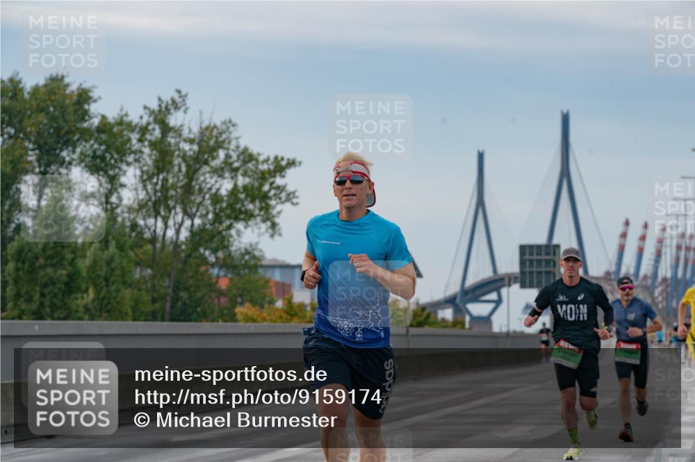 03.10.2025 - Köhlbrandbrückenlauf Michael Burmester http://msf.ph/oto/9159174 03.10.2025 15:39:32 Position 3  meine-sportfotos.de