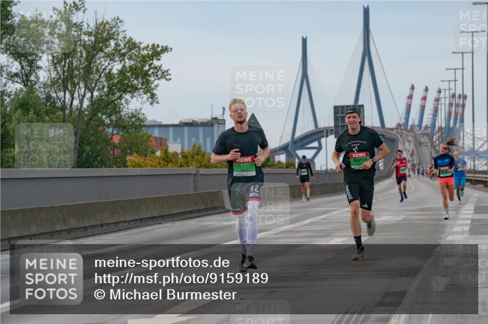 03.10.2025 - Köhlbrandbrückenlauf Michael Burmester http://msf.ph/oto/9159189 03.10.2025 15:39:56 Position 3 9742, 34, 08, 2019, 12 meine-sportfotos.de