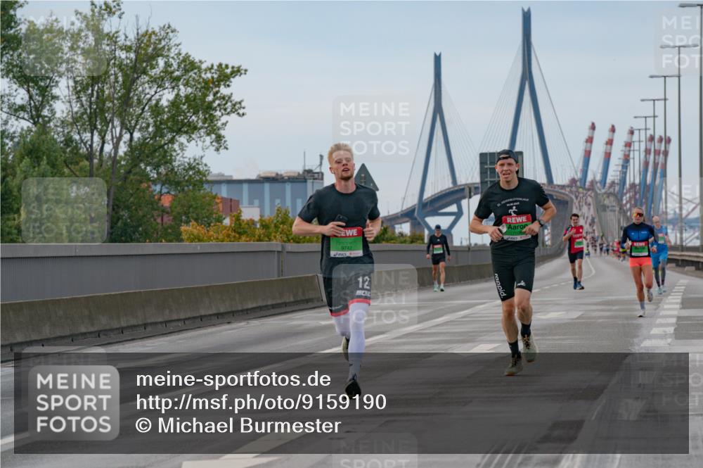 03.10.2025 - Köhlbrandbrückenlauf Michael Burmester http://msf.ph/oto/9159190 03.10.2025 15:39:57 Position 3 9742, 12 meine-sportfotos.de