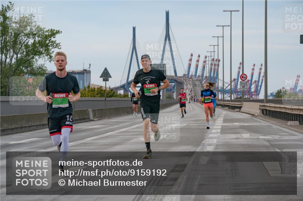 03.10.2025 - Köhlbrandbrückenlauf Michael Burmester http://msf.ph/oto/9159192 03.10.2025 15:39:58 Position 3 9742, 12, 12, 5, 24, 06, 2019 meine-sportfotos.de