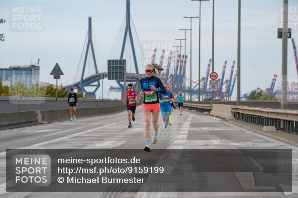 03.10.2025 - Köhlbrandbrückenlauf Michael Burmester http://msf.ph/oto/9159199 03.10.2025 15:40:03 Position 3 7020, 12, 5 meine-sportfotos.de