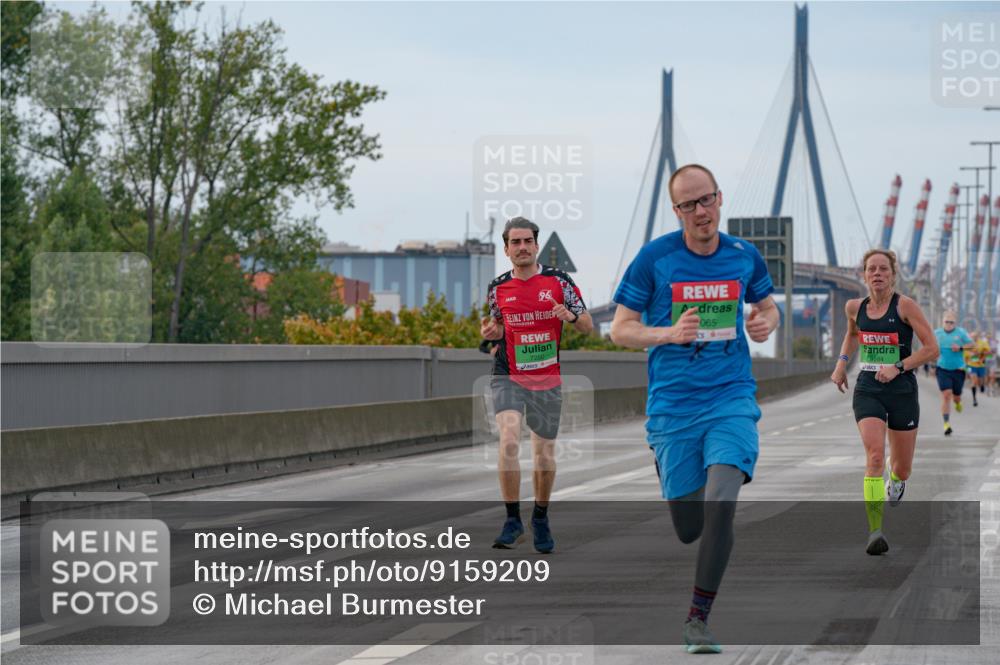 03.10.2025 - Köhlbrandbrückenlauf Michael Burmester http://msf.ph/oto/9159209 03.10.2025 15:40:12 Position 3 96, 065, 9564 meine-sportfotos.de