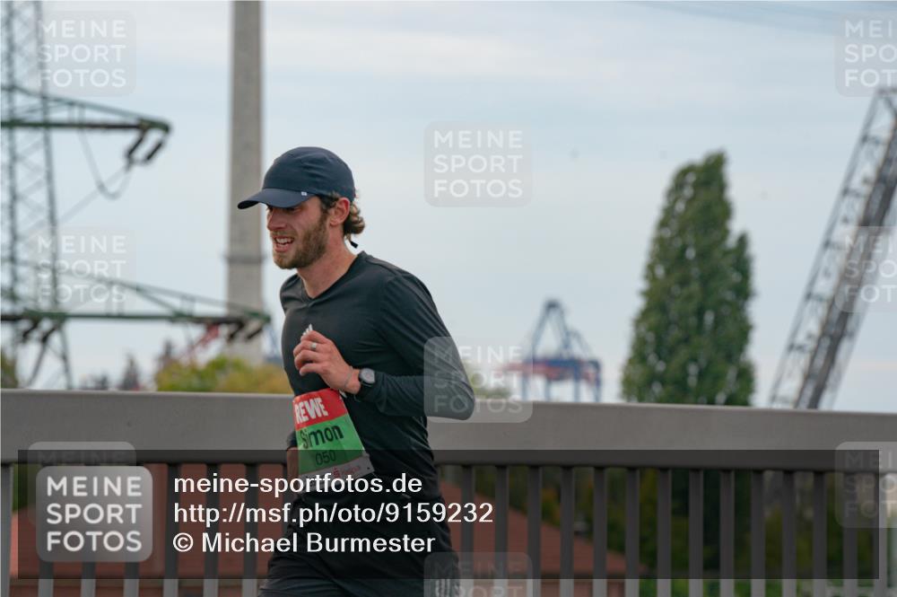 03.10.2025 - Köhlbrandbrückenlauf Michael Burmester http://msf.ph/oto/9159232 03.10.2025 15:40:44 Position 3 050 meine-sportfotos.de