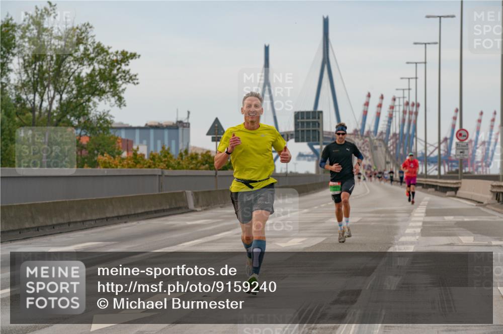 03.10.2025 - Köhlbrandbrückenlauf Michael Burmester http://msf.ph/oto/9159240 03.10.2025 15:40:54 Position 3  meine-sportfotos.de