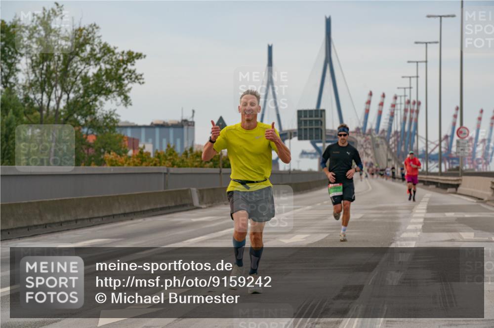 03.10.2025 - Köhlbrandbrückenlauf Michael Burmester http://msf.ph/oto/9159242 03.10.2025 15:40:54 Position 3  meine-sportfotos.de