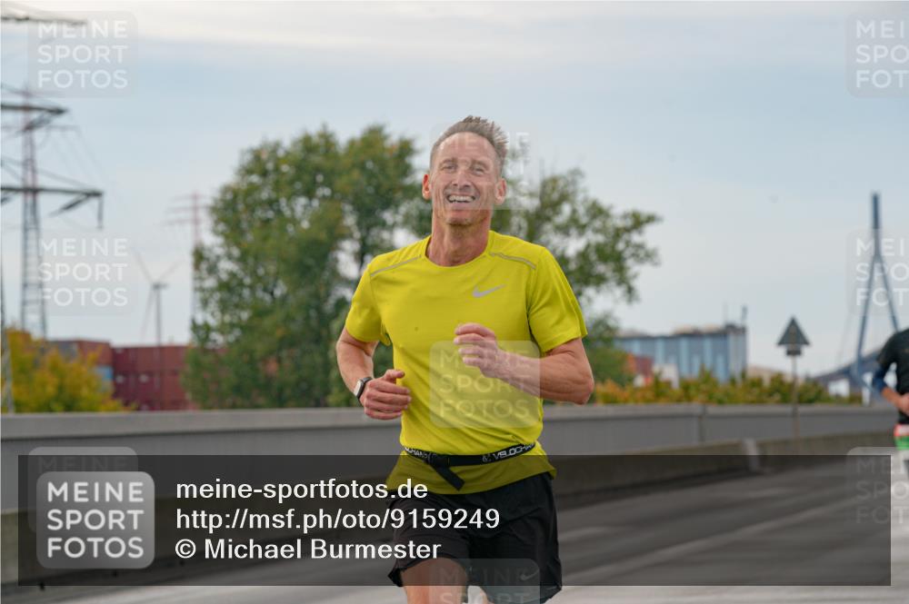 03.10.2025 - Köhlbrandbrückenlauf Michael Burmester http://msf.ph/oto/9159249 03.10.2025 15:40:57 Position 3  meine-sportfotos.de