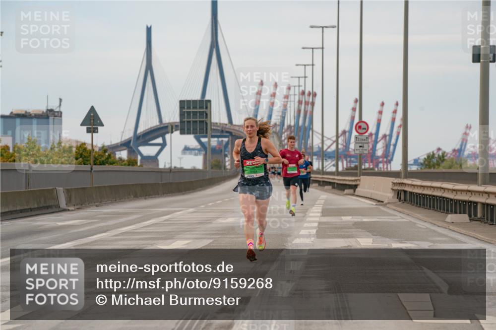 03.10.2025 - Köhlbrandbrückenlauf Michael Burmester http://msf.ph/oto/9159268 03.10.2025 15:41:25 Position 3 12 meine-sportfotos.de