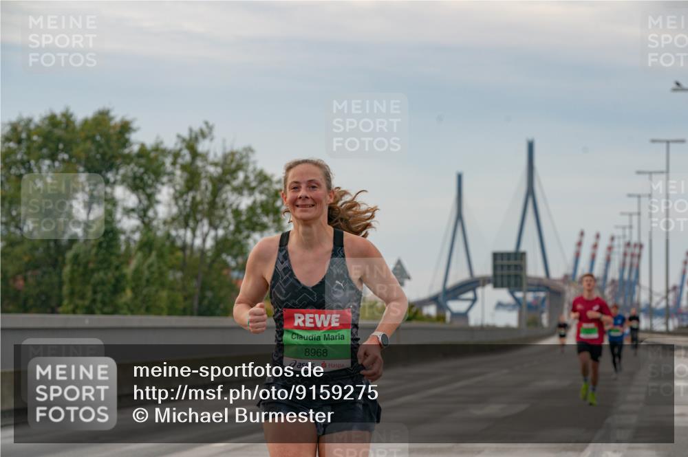03.10.2025 - Köhlbrandbrückenlauf Michael Burmester http://msf.ph/oto/9159275 03.10.2025 15:41:30 Position 3 8968 meine-sportfotos.de