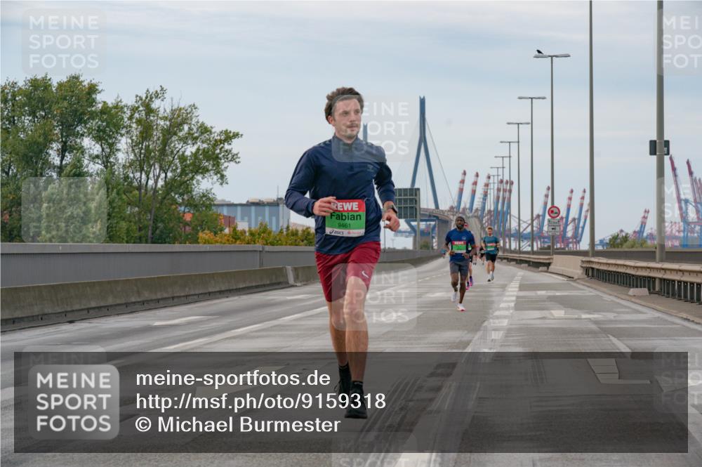 03.10.2025 - Köhlbrandbrückenlauf Michael Burmester http://msf.ph/oto/9159318 03.10.2025 15:42:14 Position 3 9461 meine-sportfotos.de