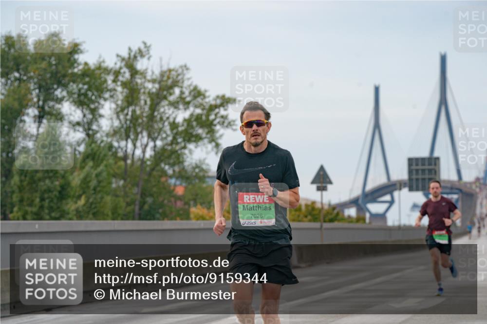 03.10.2025 - Köhlbrandbrückenlauf Michael Burmester http://msf.ph/oto/9159344 03.10.2025 15:42:40 Position 3 7026 meine-sportfotos.de