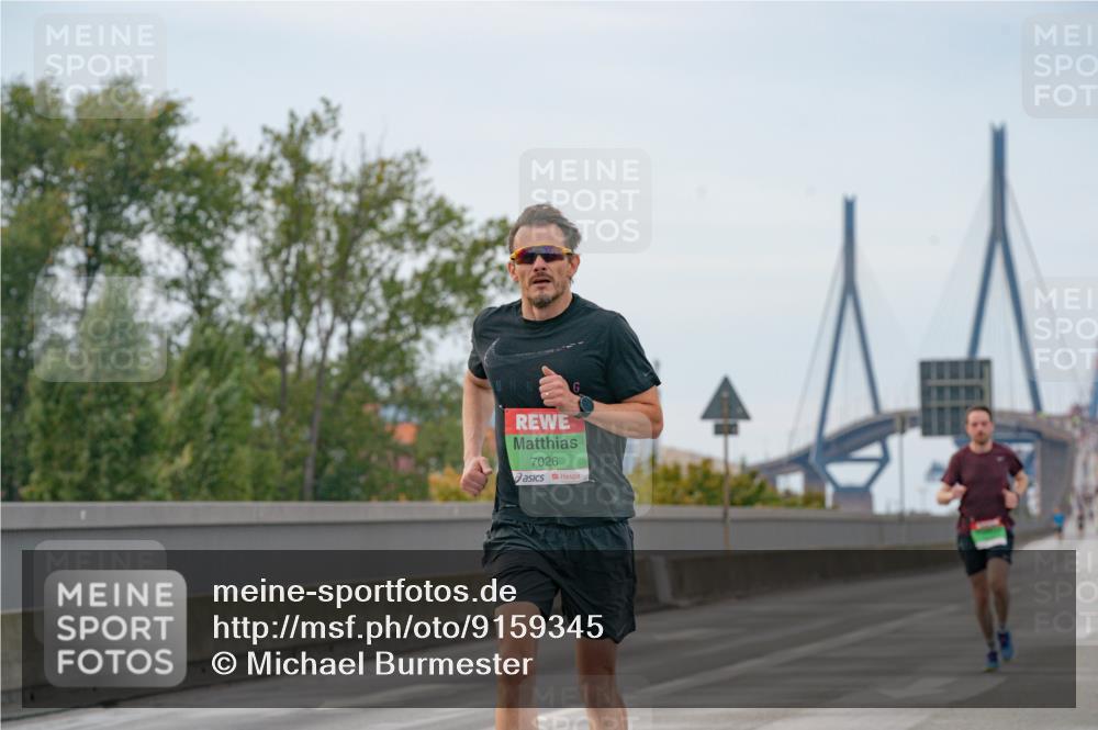03.10.2025 - Köhlbrandbrückenlauf Michael Burmester http://msf.ph/oto/9159345 03.10.2025 15:42:40 Position 3 7026 meine-sportfotos.de