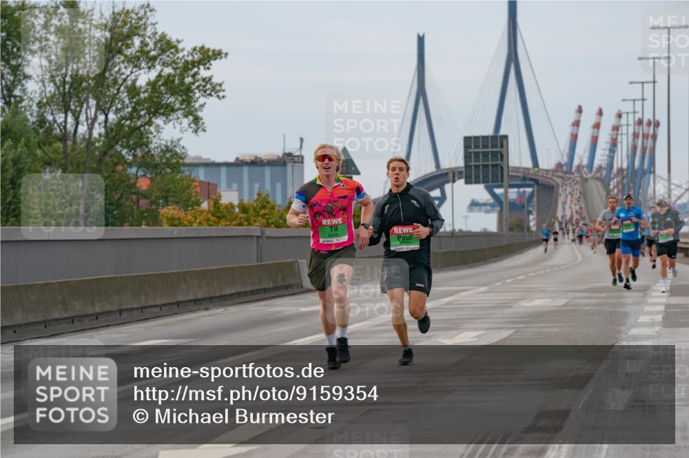 03.10.2025 - Köhlbrandbrückenlauf Michael Burmester http://msf.ph/oto/9159354 03.10.2025 15:42:53 Position 3  meine-sportfotos.de