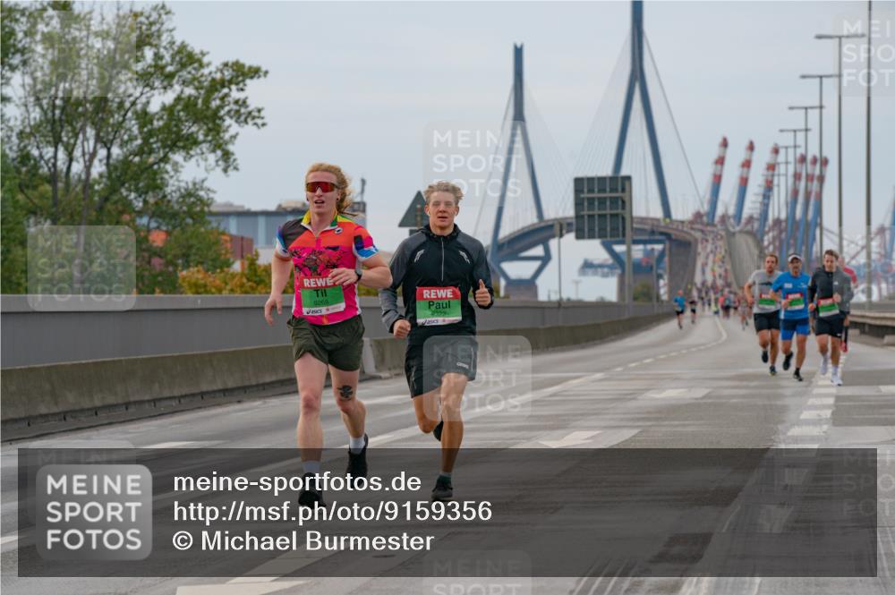 03.10.2025 - Köhlbrandbrückenlauf Michael Burmester http://msf.ph/oto/9159356 03.10.2025 15:42:55 Position 3 9268, 9322 meine-sportfotos.de