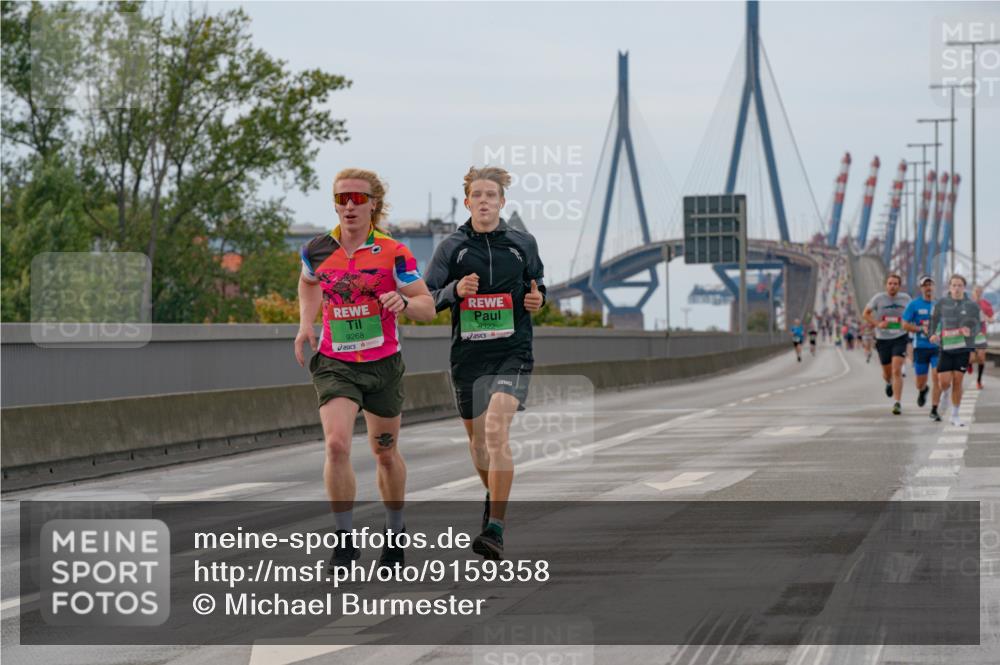 03.10.2025 - Köhlbrandbrückenlauf Michael Burmester http://msf.ph/oto/9159358 03.10.2025 15:42:55 Position 3 9268, 9322 meine-sportfotos.de