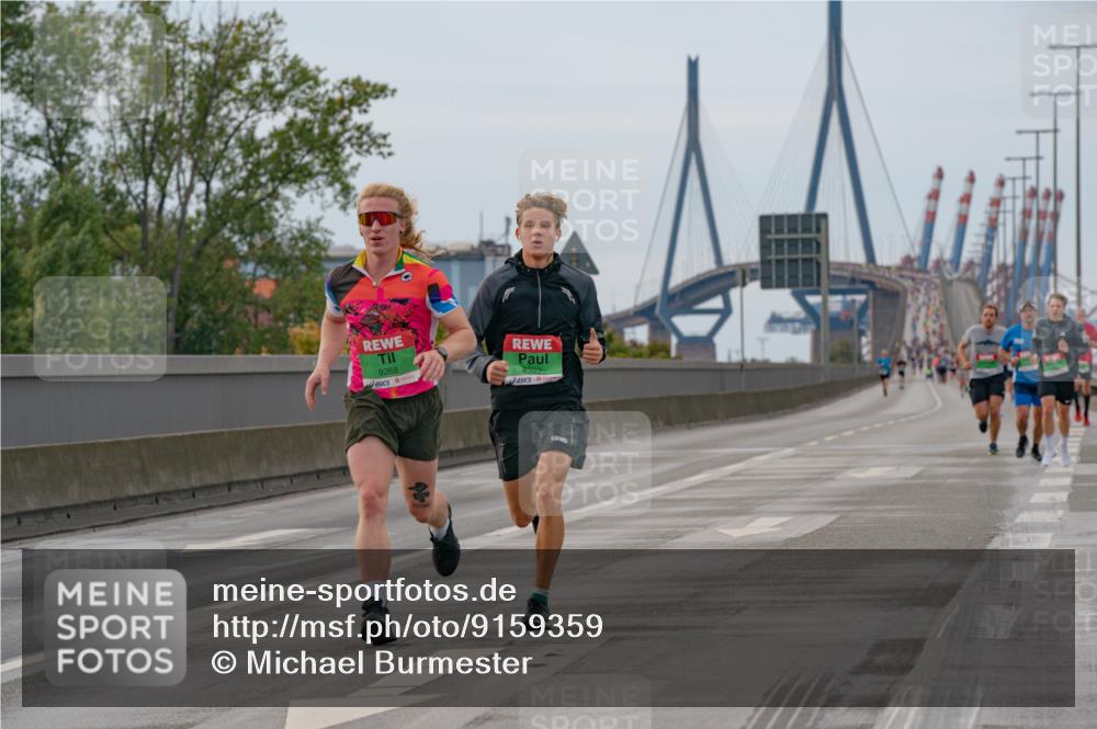 03.10.2025 - Köhlbrandbrückenlauf Michael Burmester http://msf.ph/oto/9159359 03.10.2025 15:42:55 Position 3 9268, 9322 meine-sportfotos.de