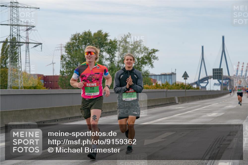 03.10.2025 - Köhlbrandbrückenlauf Michael Burmester http://msf.ph/oto/9159362 03.10.2025 15:42:57 Position 3 9268, 9322 meine-sportfotos.de