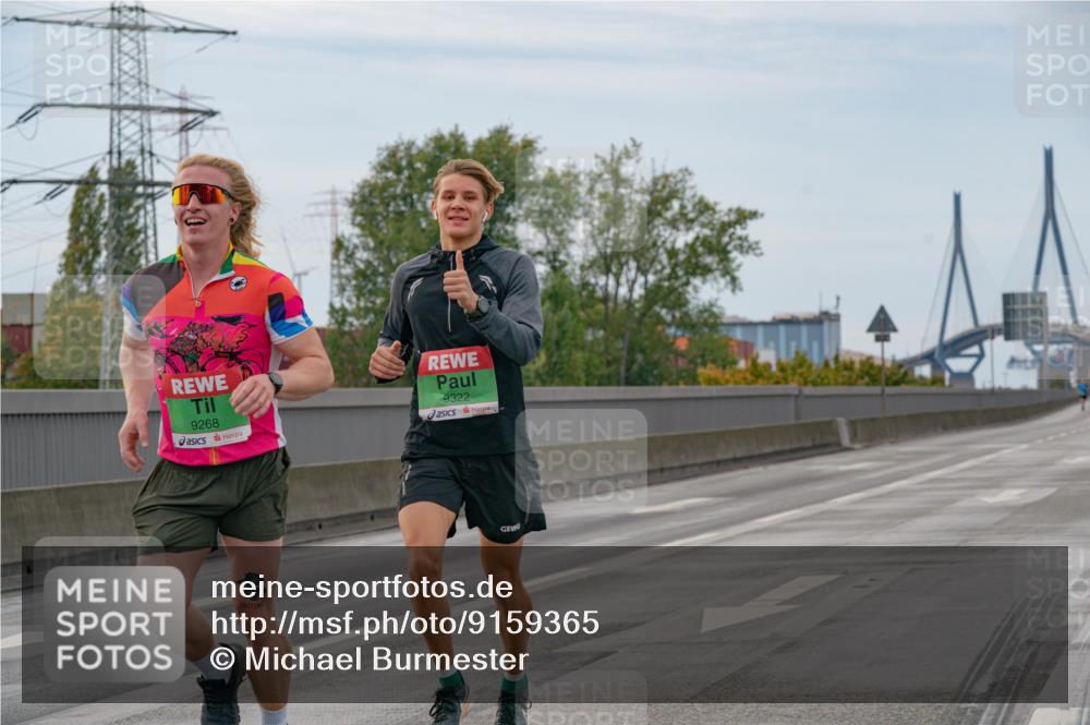 03.10.2025 - Köhlbrandbrückenlauf Michael Burmester http://msf.ph/oto/9159365 03.10.2025 15:42:58 Position 3 9268, 9322 meine-sportfotos.de