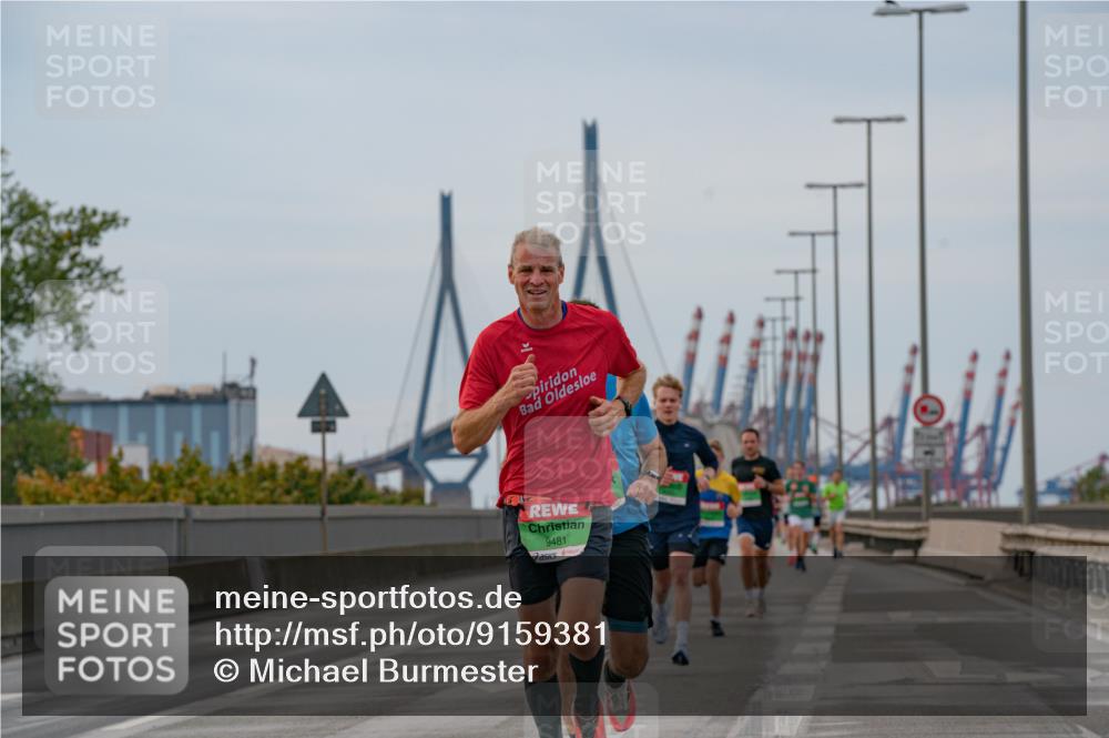 03.10.2025 - Köhlbrandbrückenlauf Michael Burmester http://msf.ph/oto/9159381 03.10.2025 15:43:16 Position 3 9481 meine-sportfotos.de
