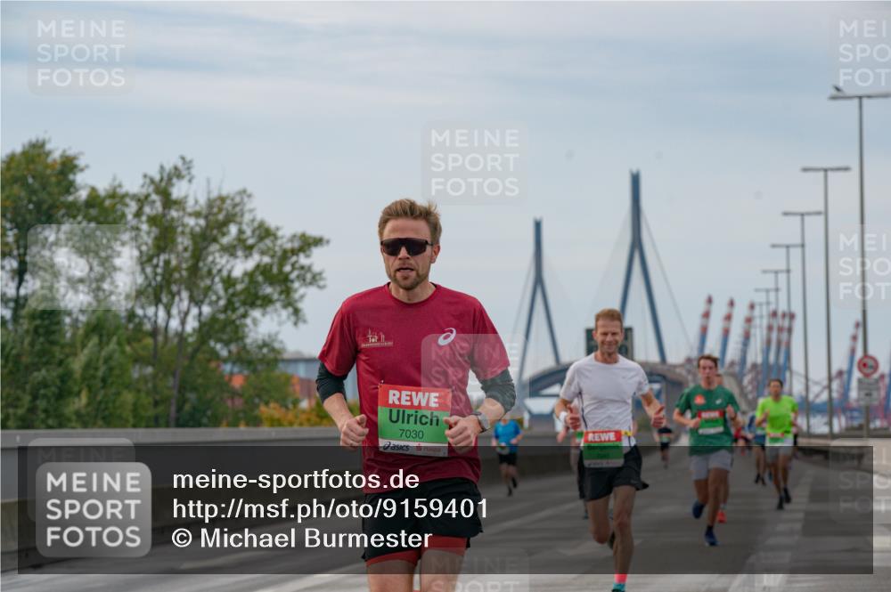 03.10.2025 - Köhlbrandbrückenlauf Michael Burmester http://msf.ph/oto/9159401 03.10.2025 15:43:34 Position 3 7030 meine-sportfotos.de
