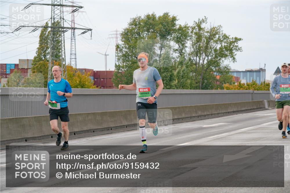 03.10.2025 - Köhlbrandbrückenlauf Michael Burmester http://msf.ph/oto/9159432 03.10.2025 15:43:48 Position 3 7010 meine-sportfotos.de