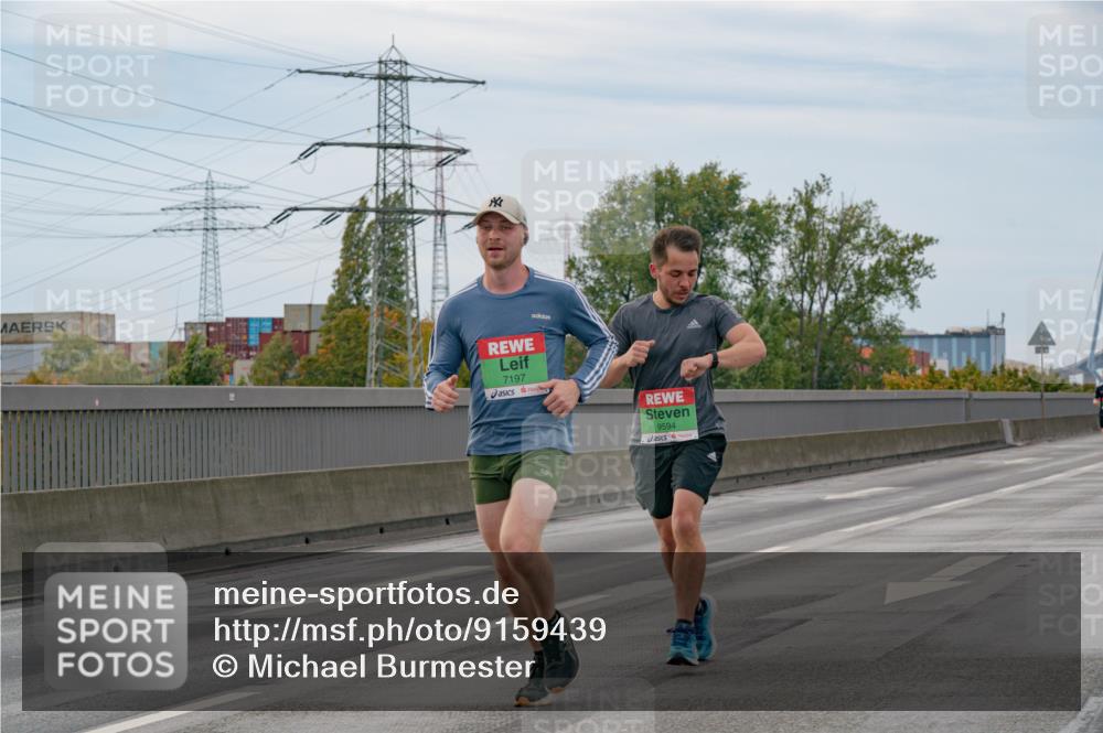 03.10.2025 - Köhlbrandbrückenlauf Michael Burmester http://msf.ph/oto/9159439 03.10.2025 15:43:52 Position 3 7197, 9594 meine-sportfotos.de