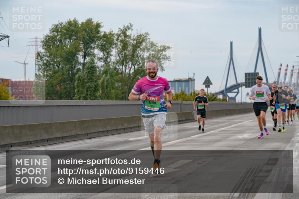 03.10.2025 - Köhlbrandbrückenlauf Michael Burmester http://msf.ph/oto/9159446 03.10.2025 15:43:56 Position 3 7053 meine-sportfotos.de