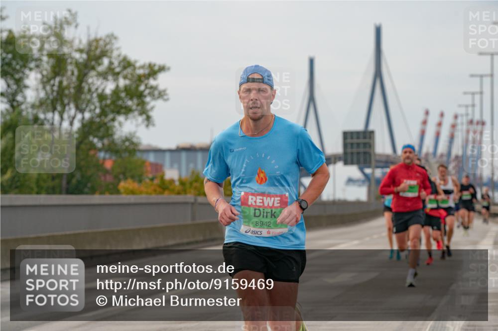 03.10.2025 - Köhlbrandbrückenlauf Michael Burmester http://msf.ph/oto/9159469 03.10.2025 15:44:12 Position 3 8942 meine-sportfotos.de