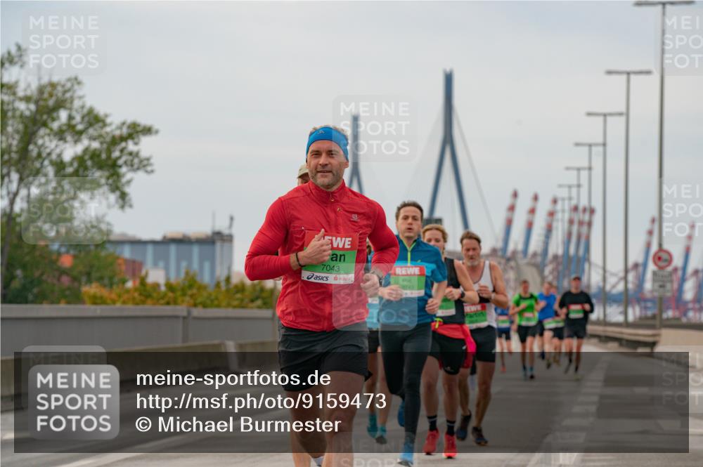 03.10.2025 - Köhlbrandbrückenlauf Michael Burmester http://msf.ph/oto/9159473 03.10.2025 15:44:17 Position 3 7043, 0743 meine-sportfotos.de