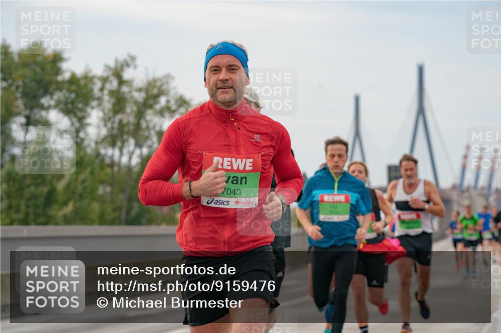 03.10.2025 - Köhlbrandbrückenlauf Michael Burmester http://msf.ph/oto/9159476 03.10.2025 15:44:18 Position 3 7043 meine-sportfotos.de