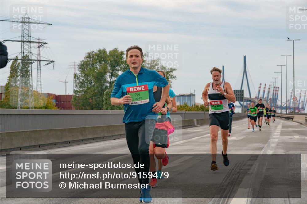 03.10.2025 - Köhlbrandbrückenlauf Michael Burmester http://msf.ph/oto/9159479 03.10.2025 15:44:21 Position 3 9743 meine-sportfotos.de