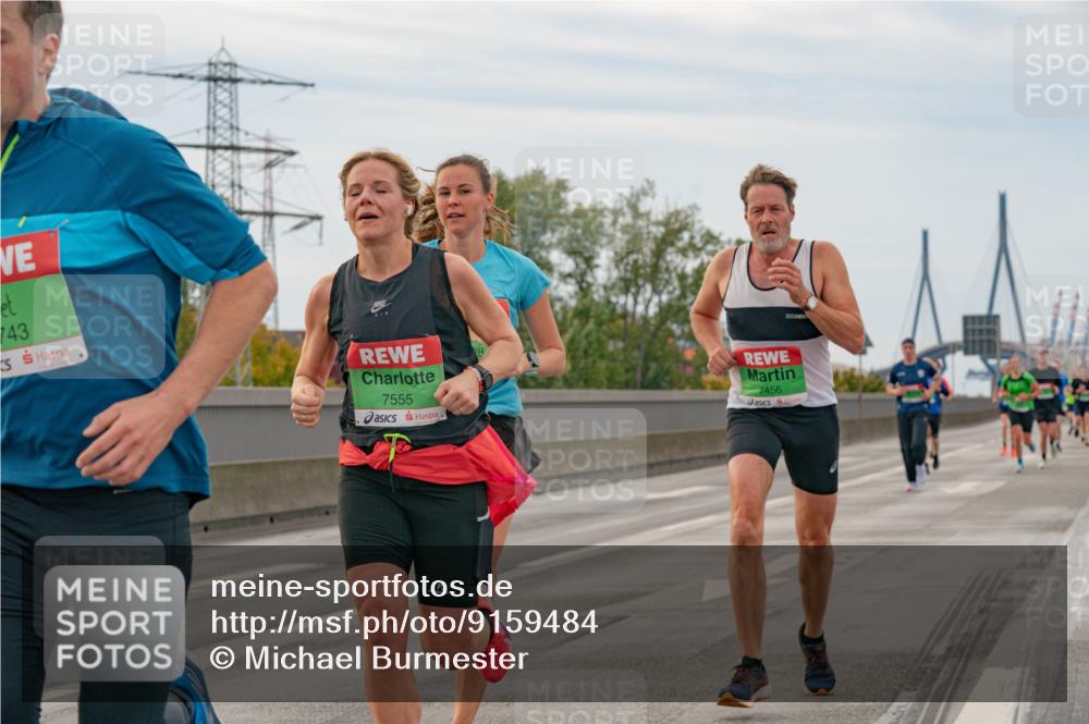 03.10.2025 - Köhlbrandbrückenlauf Michael Burmester http://msf.ph/oto/9159484 03.10.2025 15:44:22 Position 3 743, 7555, 7456 meine-sportfotos.de