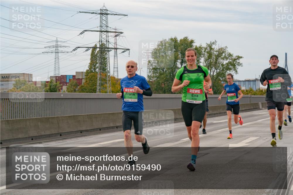 03.10.2025 - Köhlbrandbrückenlauf Michael Burmester http://msf.ph/oto/9159490 03.10.2025 15:44:32 Position 3 7046, 8782 meine-sportfotos.de
