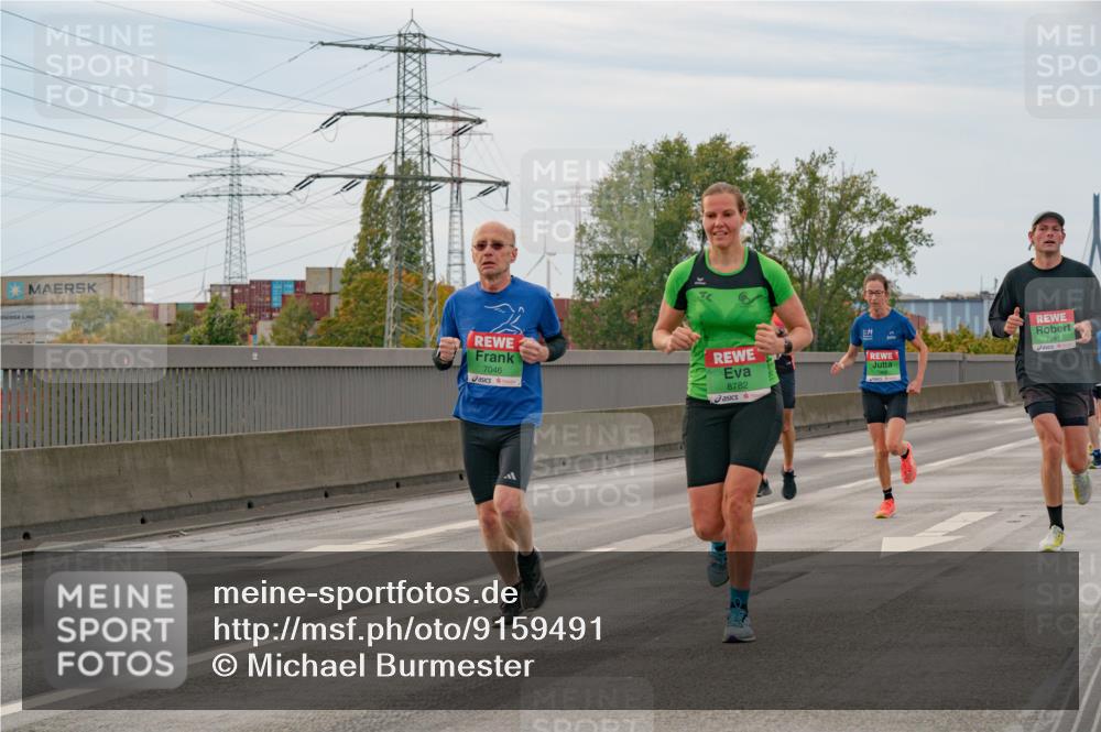 03.10.2025 - Köhlbrandbrückenlauf Michael Burmester http://msf.ph/oto/9159491 03.10.2025 15:44:32 Position 3 7046, 8782 meine-sportfotos.de