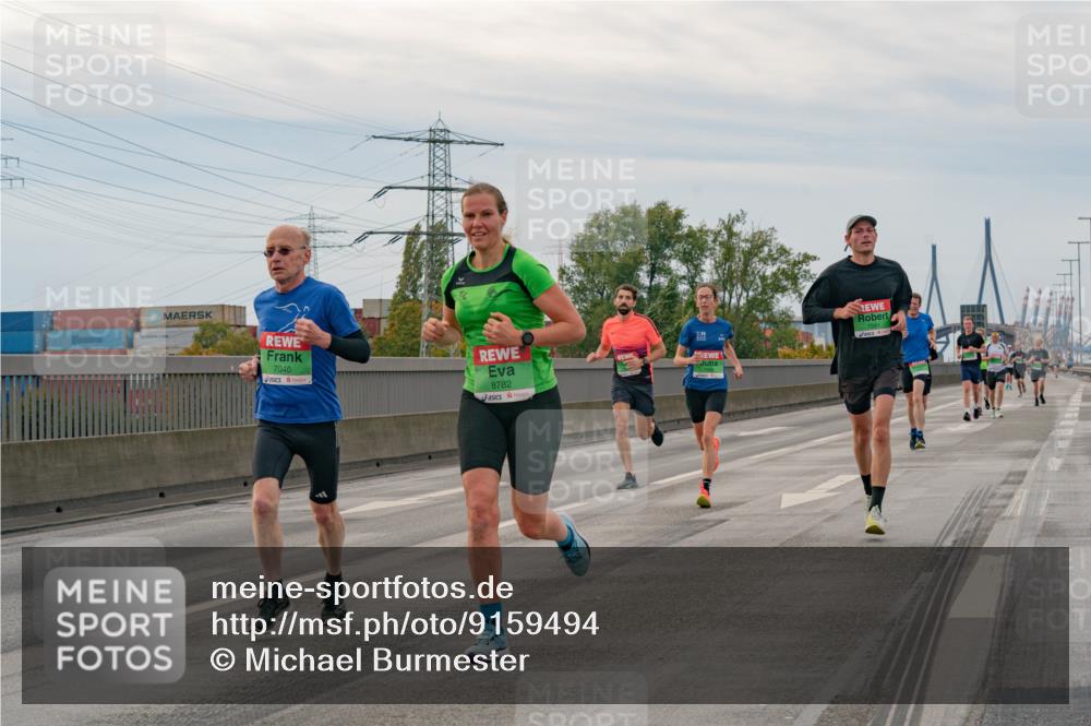 03.10.2025 - Köhlbrandbrückenlauf Michael Burmester http://msf.ph/oto/9159494 03.10.2025 15:44:33 Position 3 7046, 8782 meine-sportfotos.de